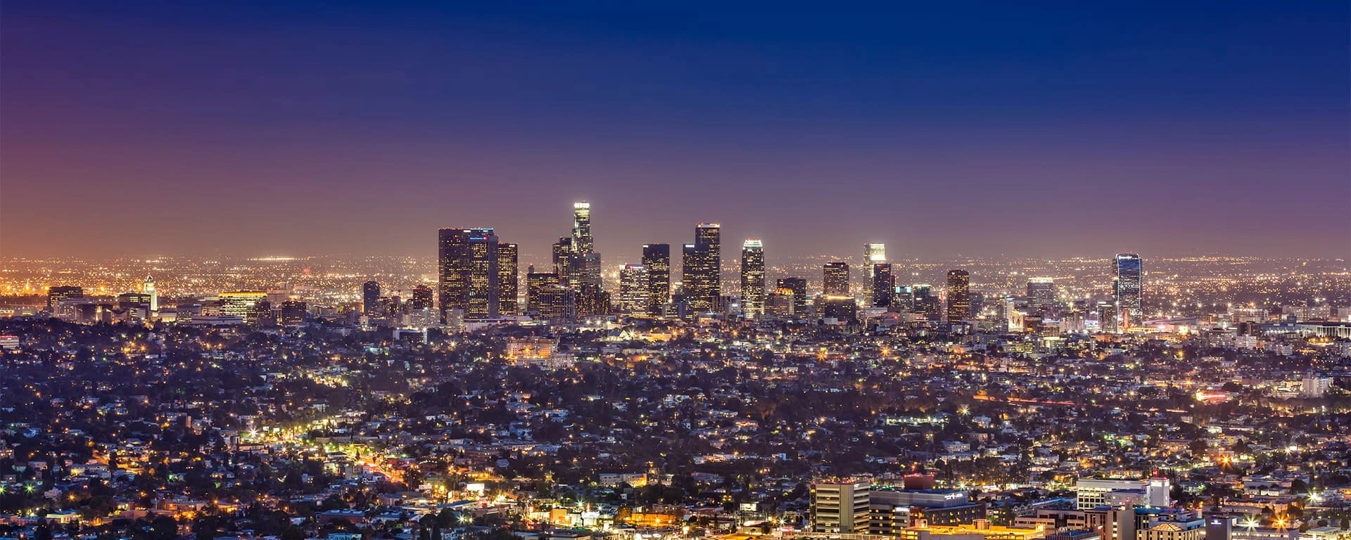 img-fullwidth